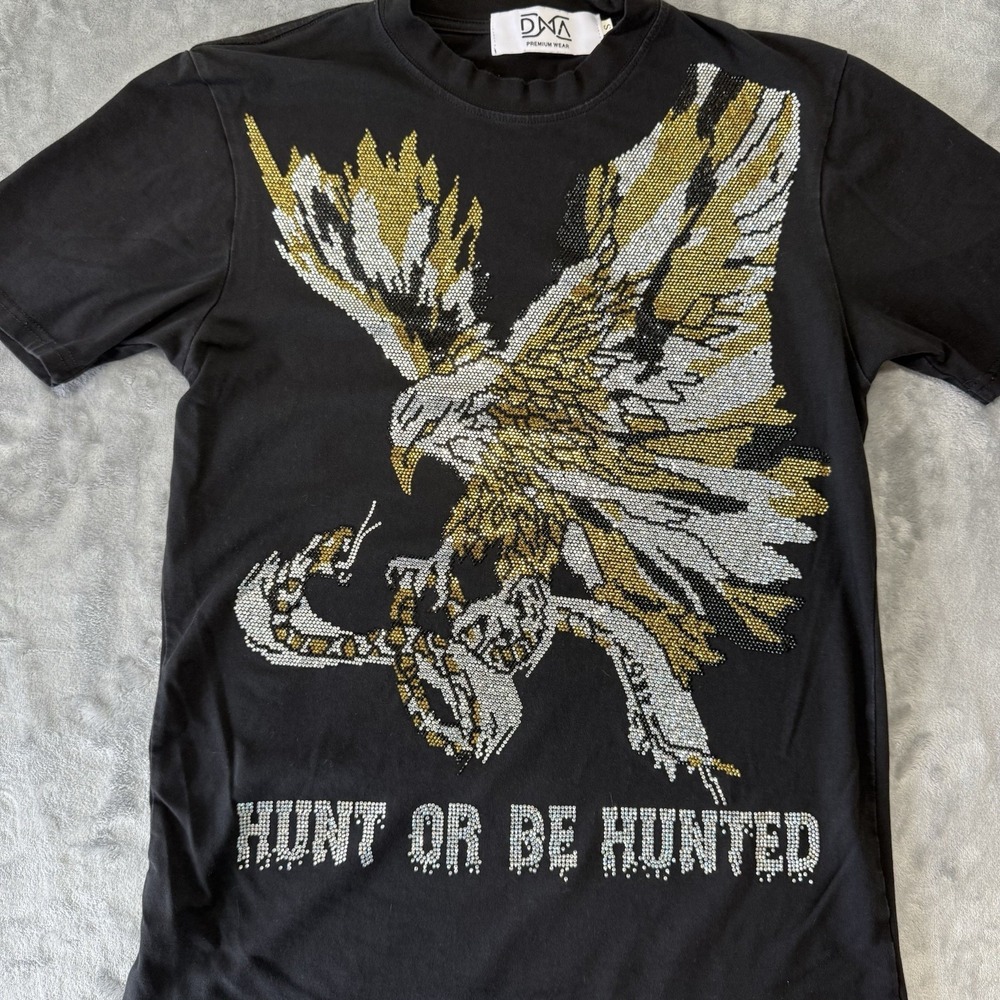 HUNT OR BE HUNTED Graphic Tee by The Brand DNA Premium Wear Size Small Black